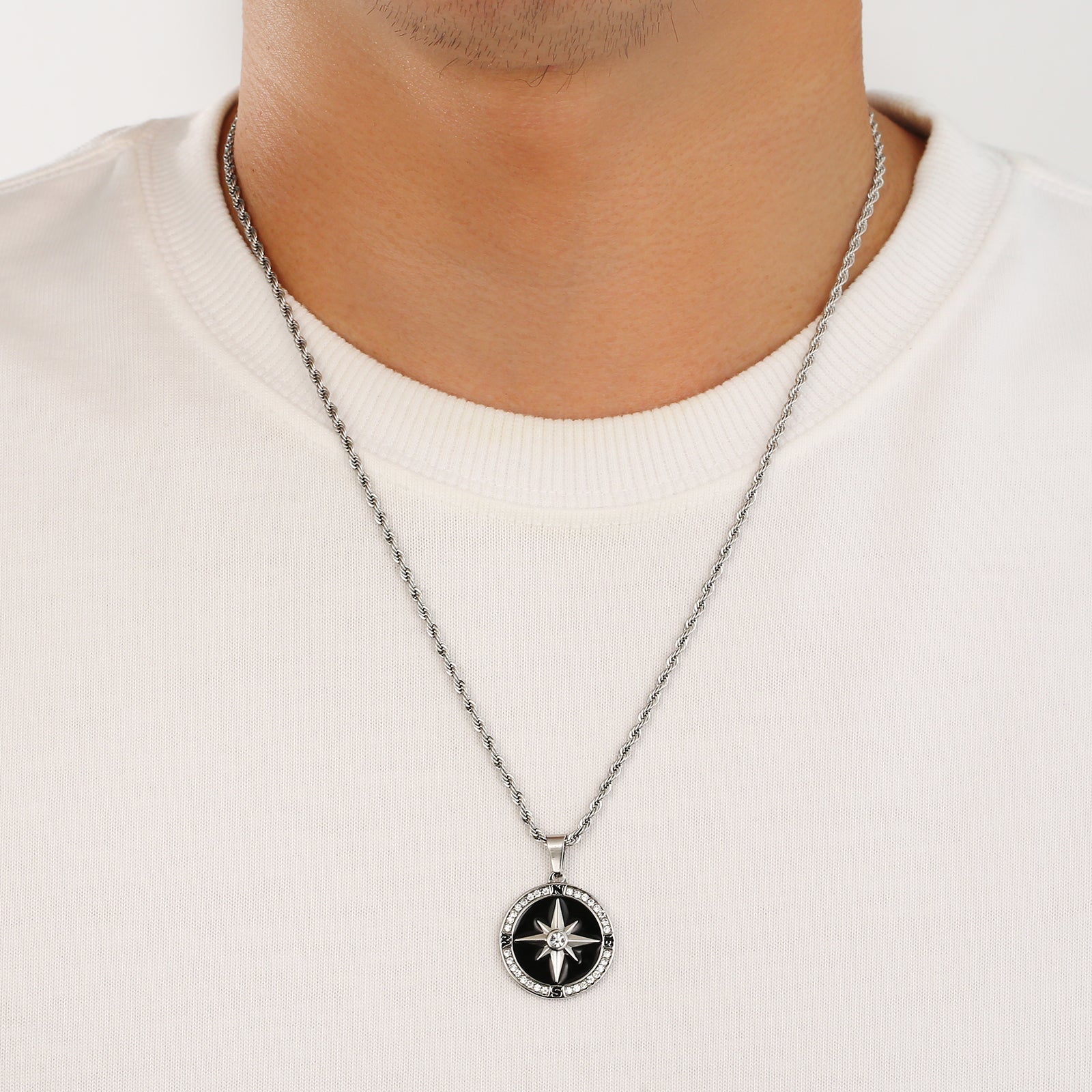 BLYNG Northstar Compass Pendant Silver IMG 1