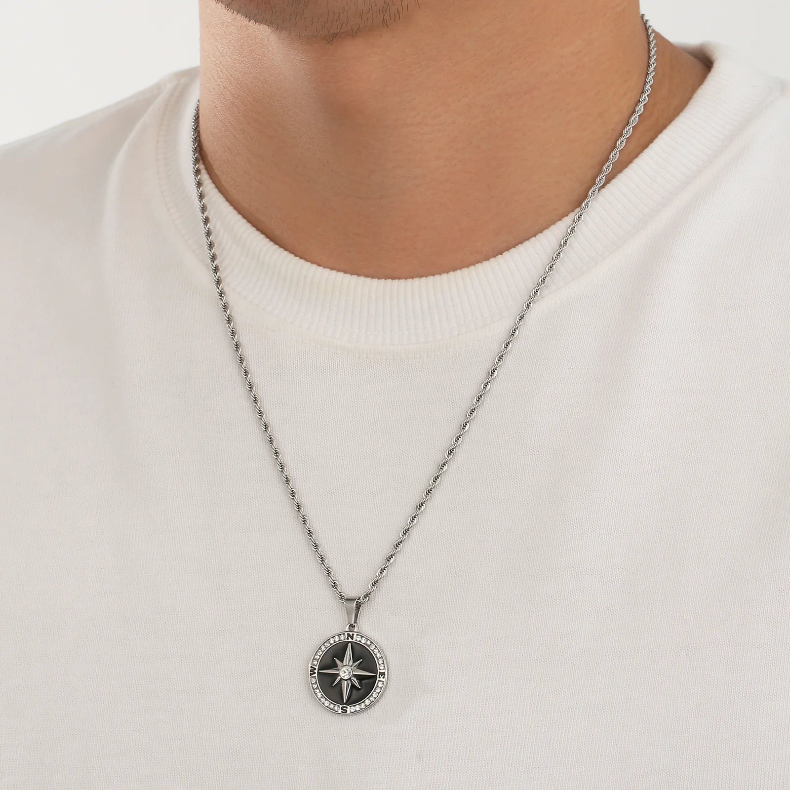 BLYNG Northstar Compass Pendant Silver IMG 2