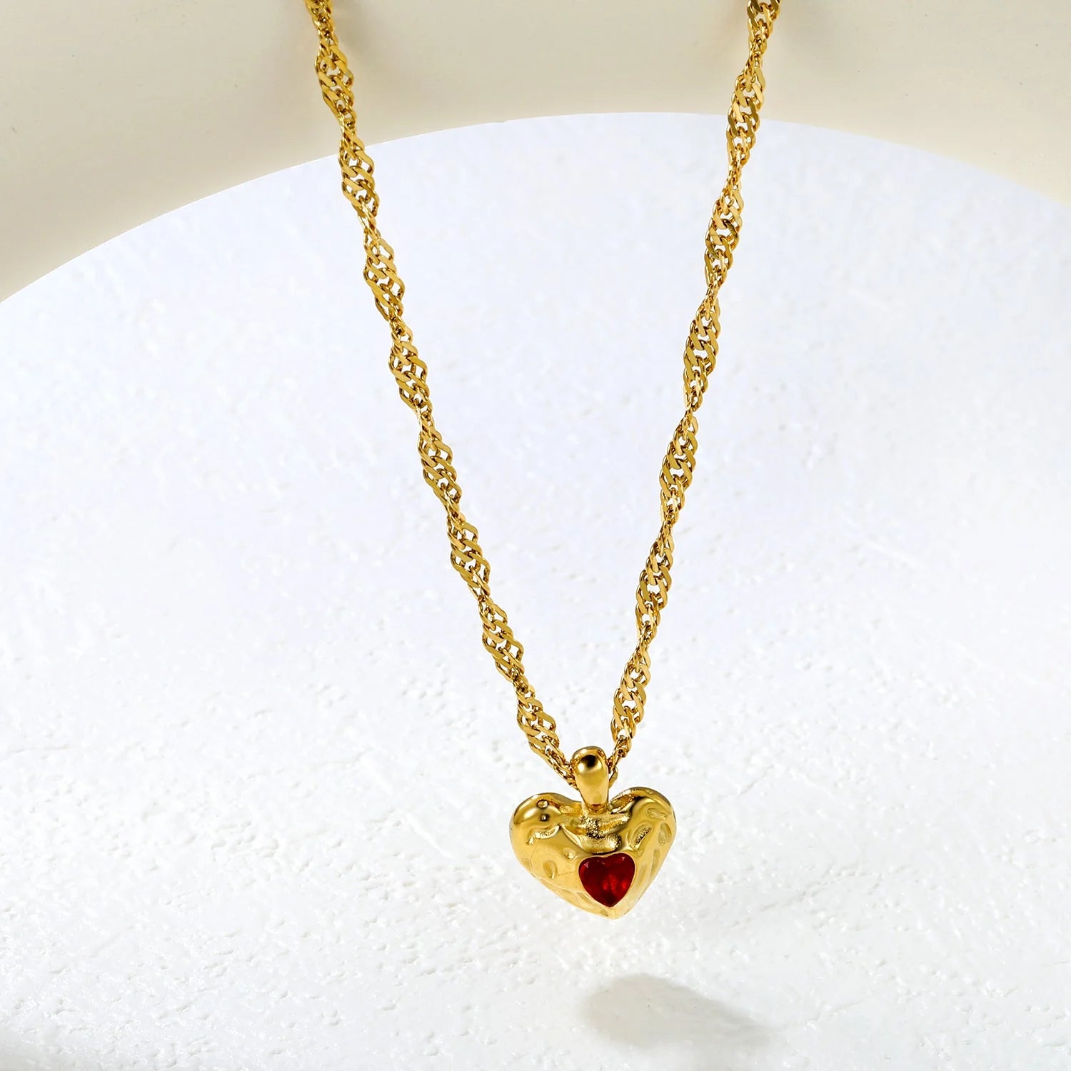 Isla Heart Necklace