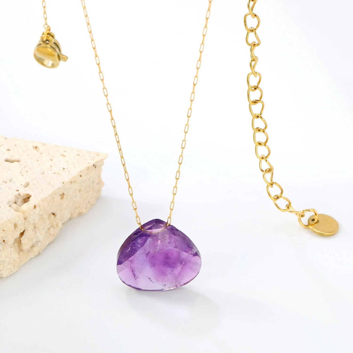 Aven Teardrop Necklace