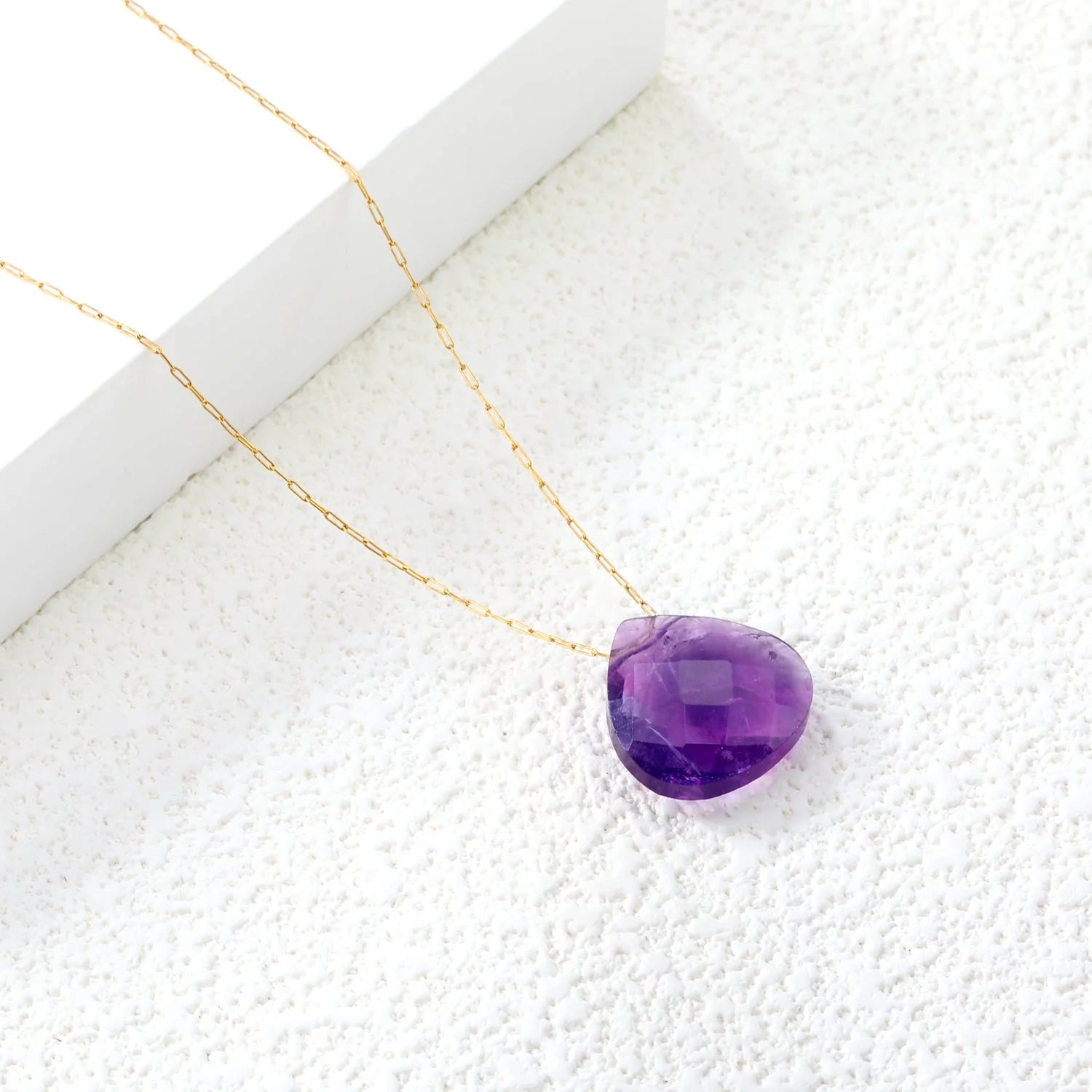 Aven Teardrop Necklace
