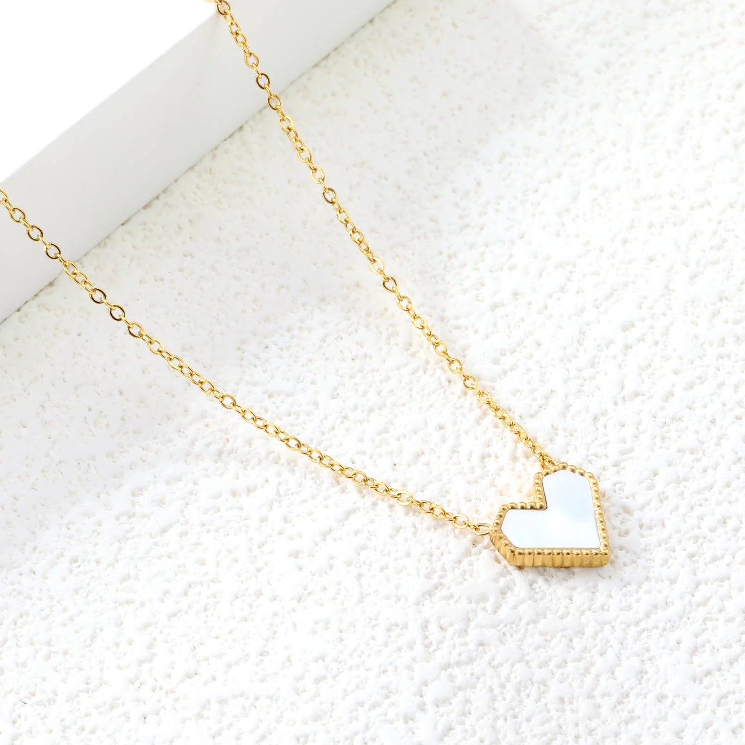 Syra Heart Necklace