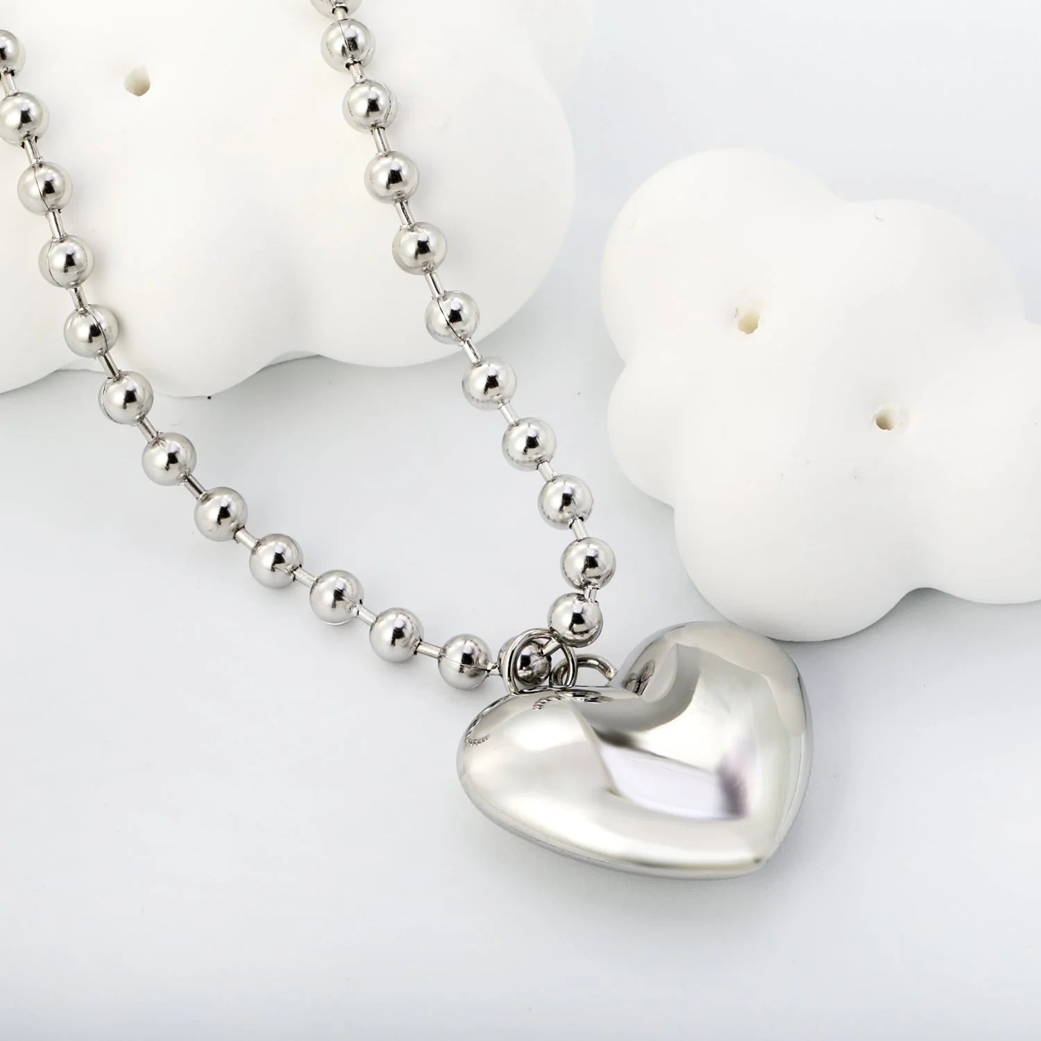 Veya Heart Necklace