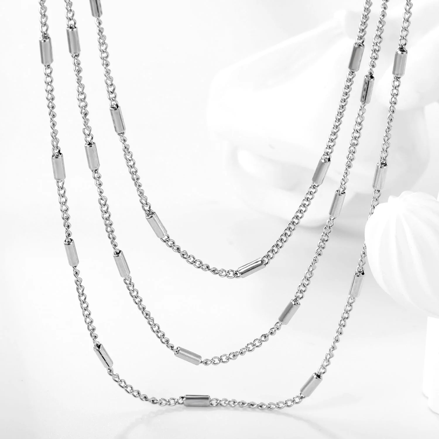 Aela Tube Necklace