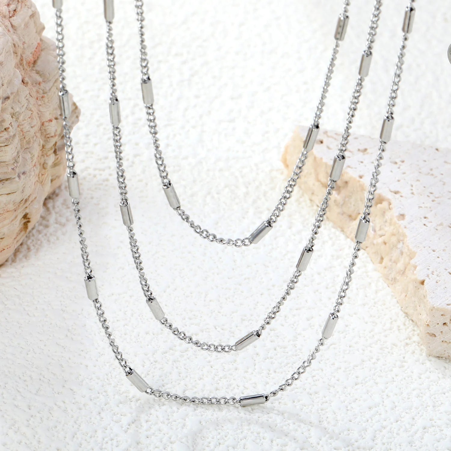 Aela Tube Necklace
