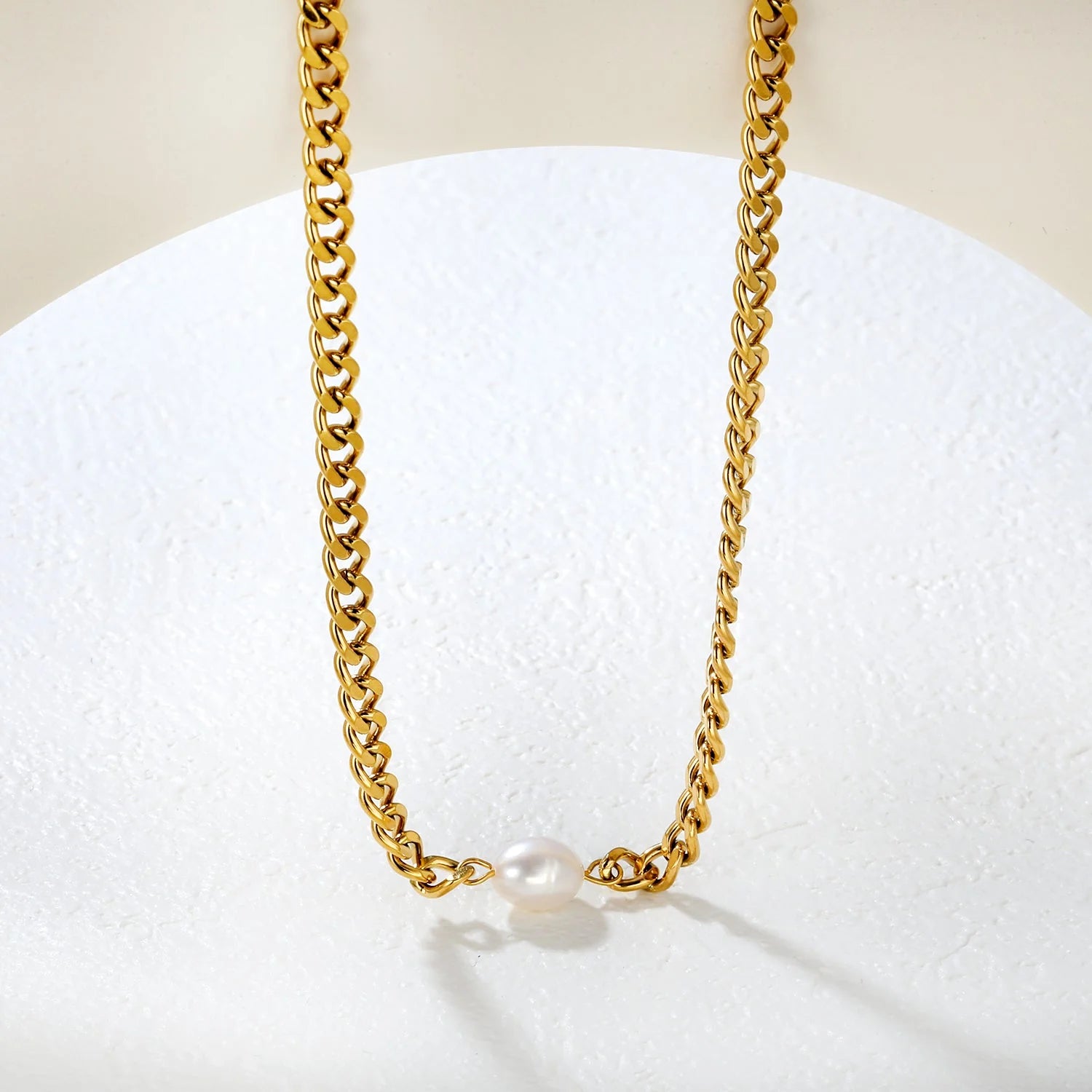 Iva Pearl Necklace