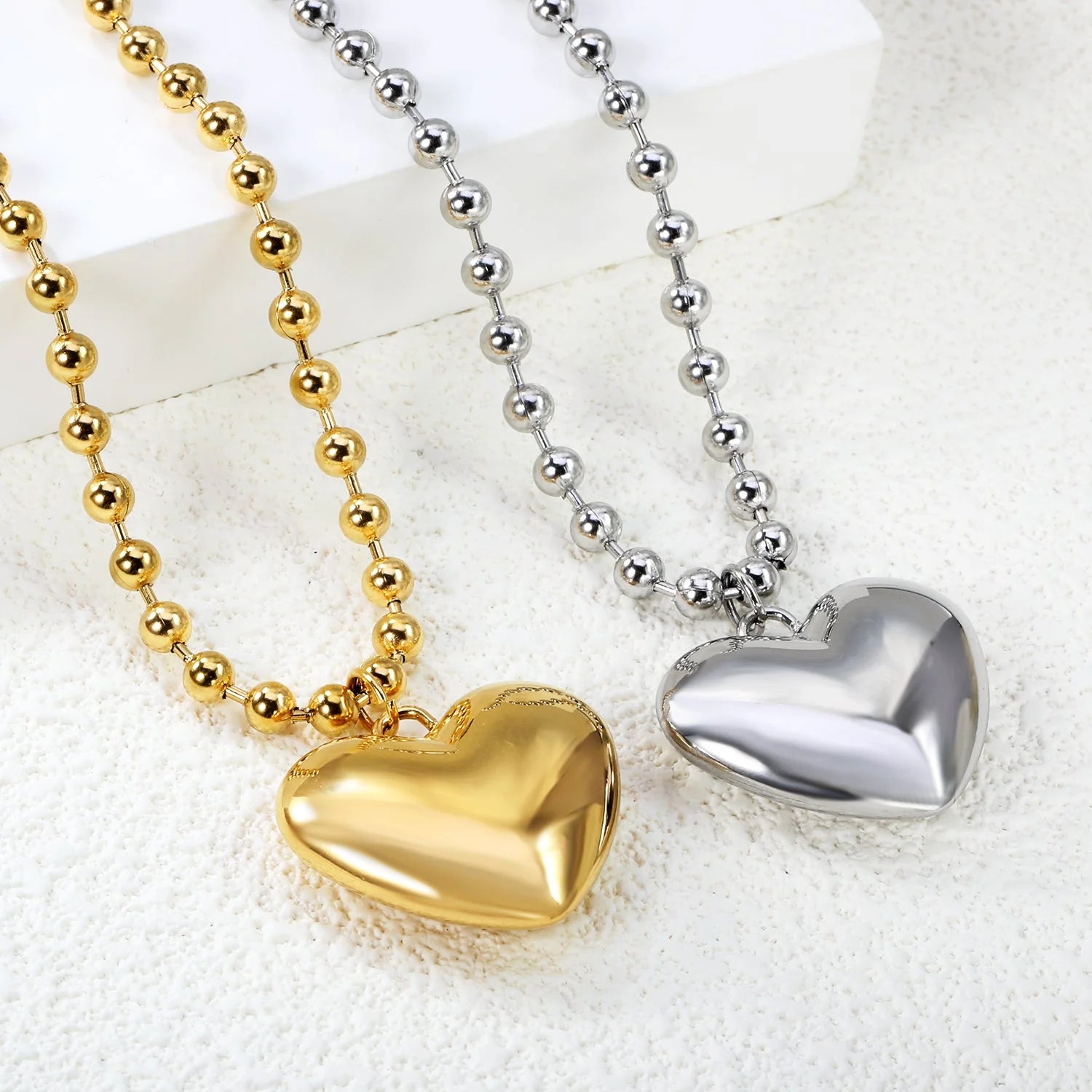 Veya Heart Necklace