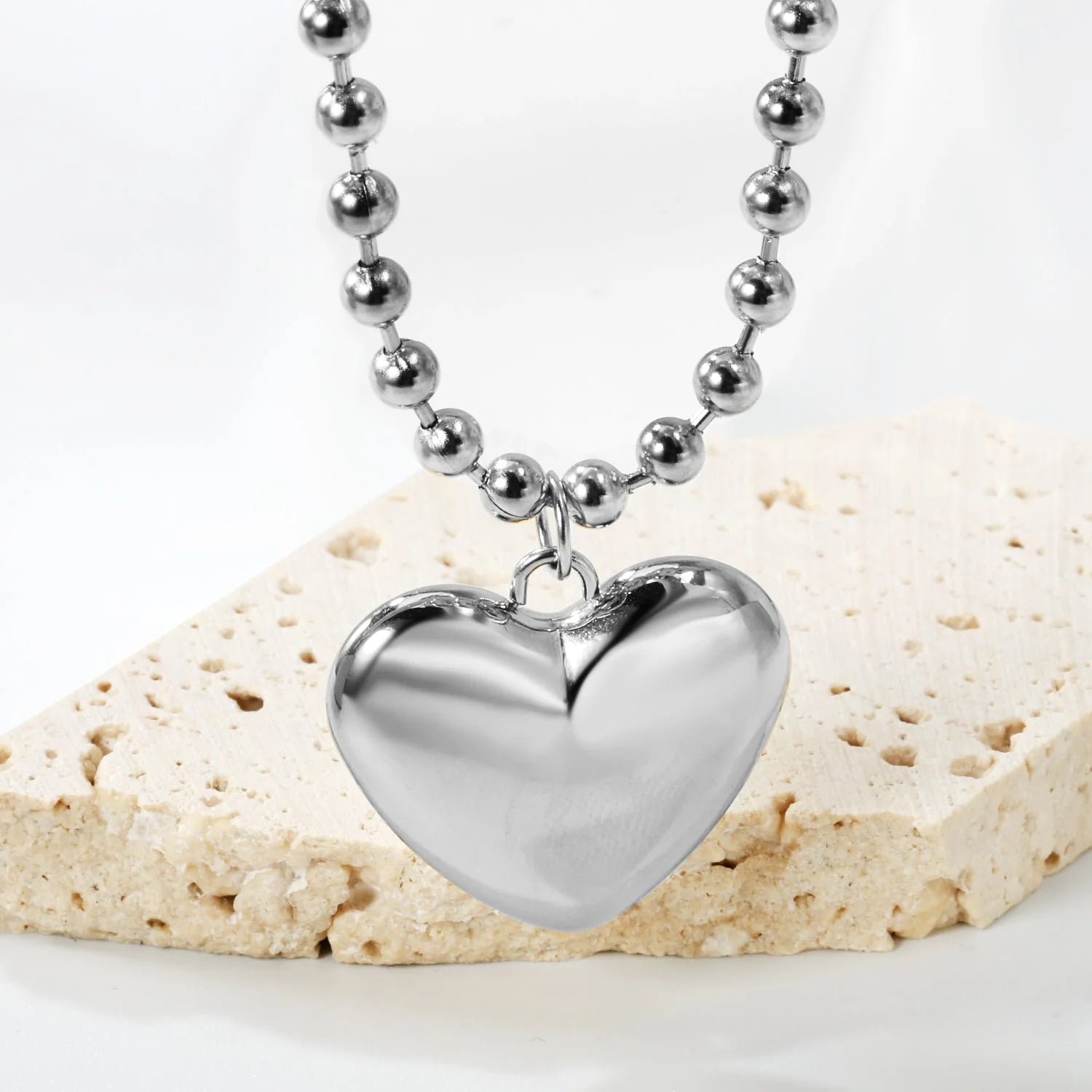 Veya Heart Necklace