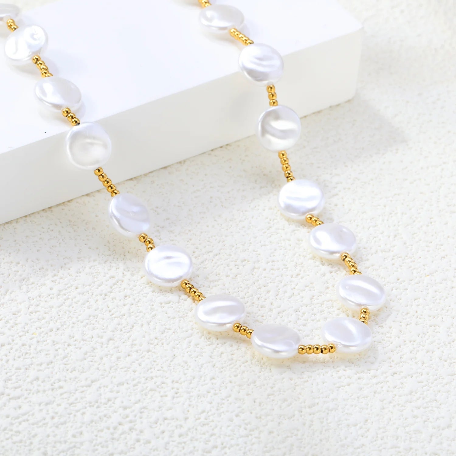 Elva Pearl Necklace