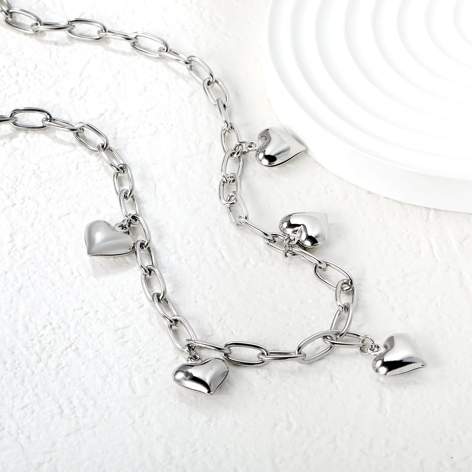 Neve Heart Necklace