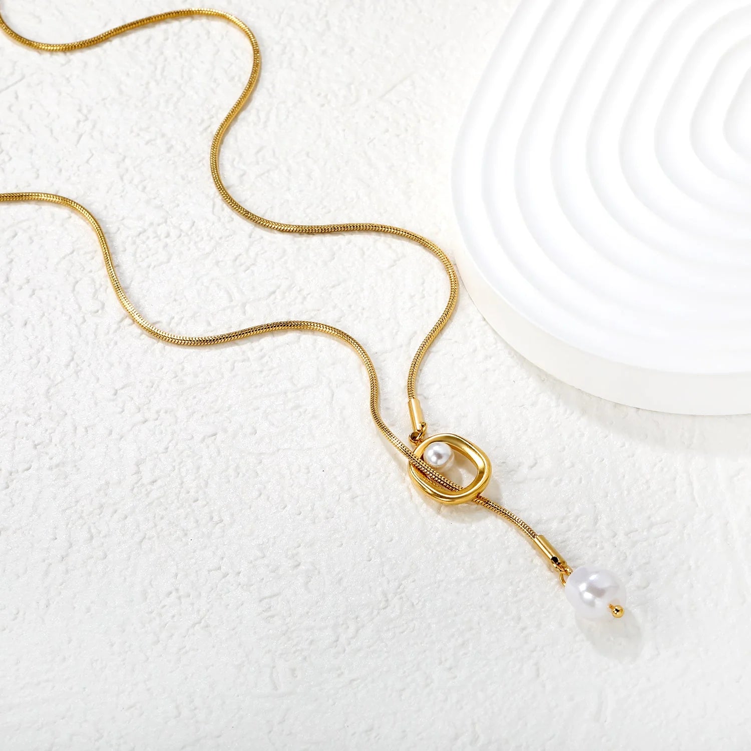 Cleo Pearl Necklace
