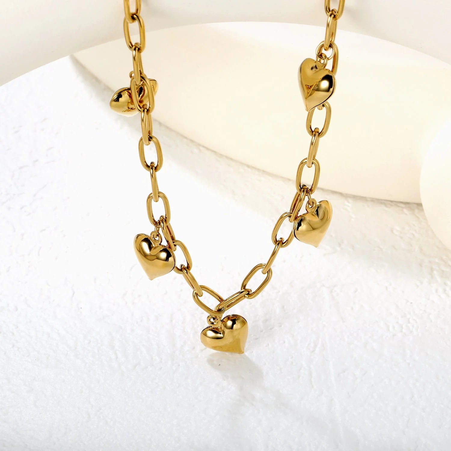 Neve Heart Necklace