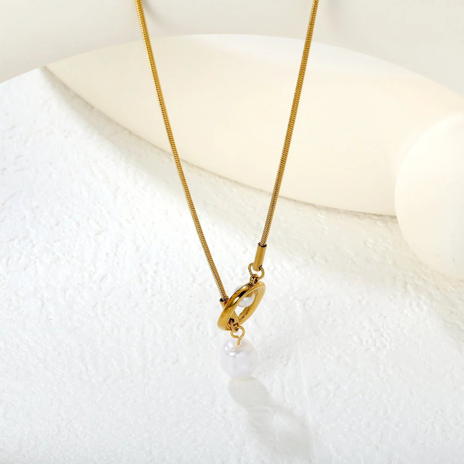Cleo Pearl Necklace