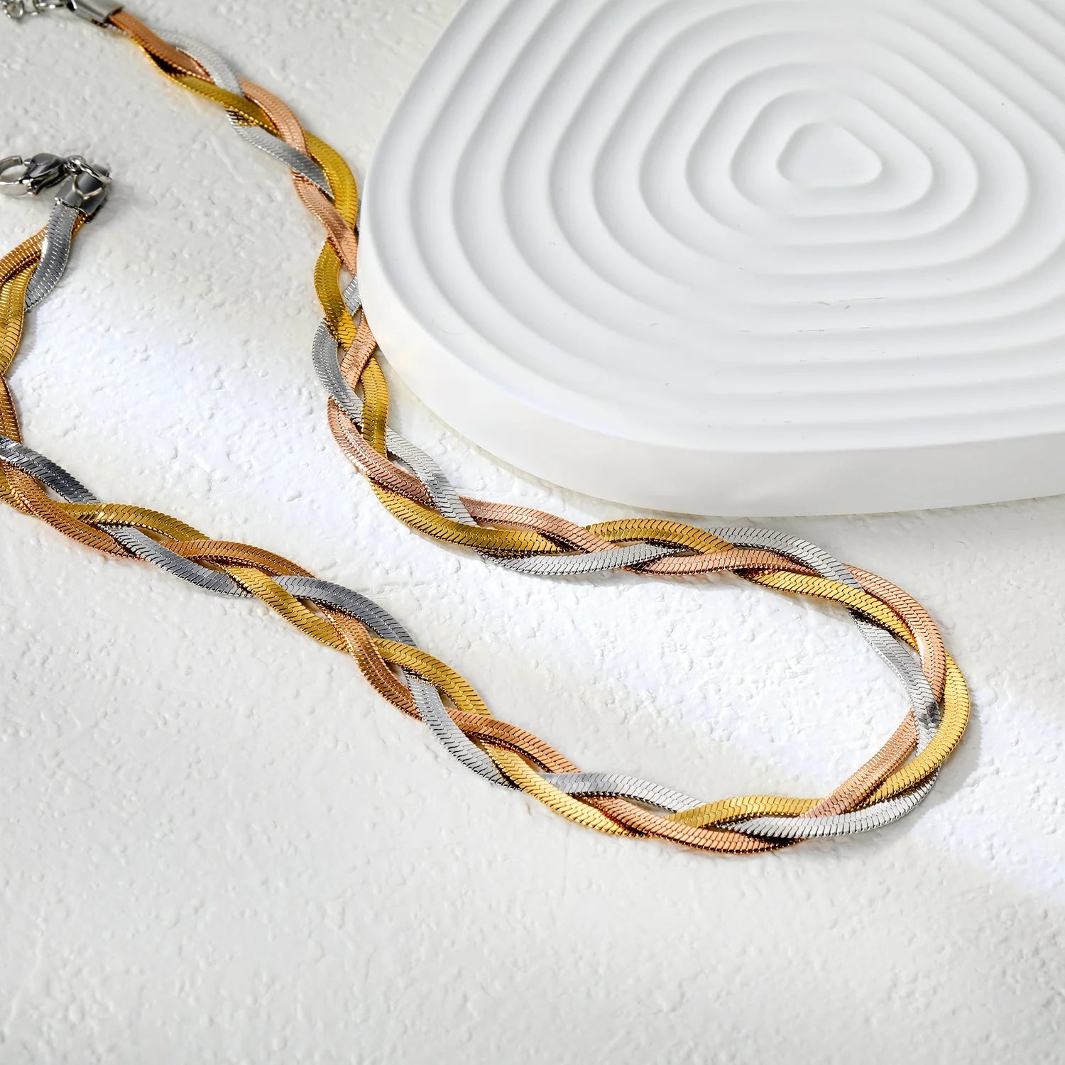 Liora Herringbone Necklace
