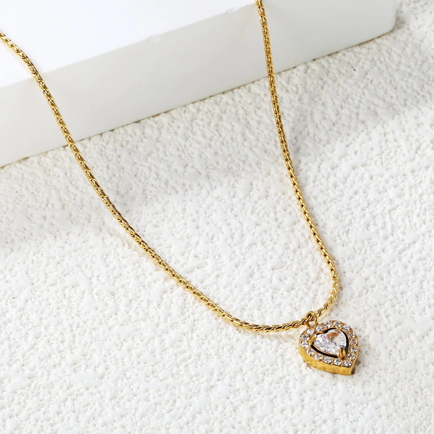 Tove Heart Necklace