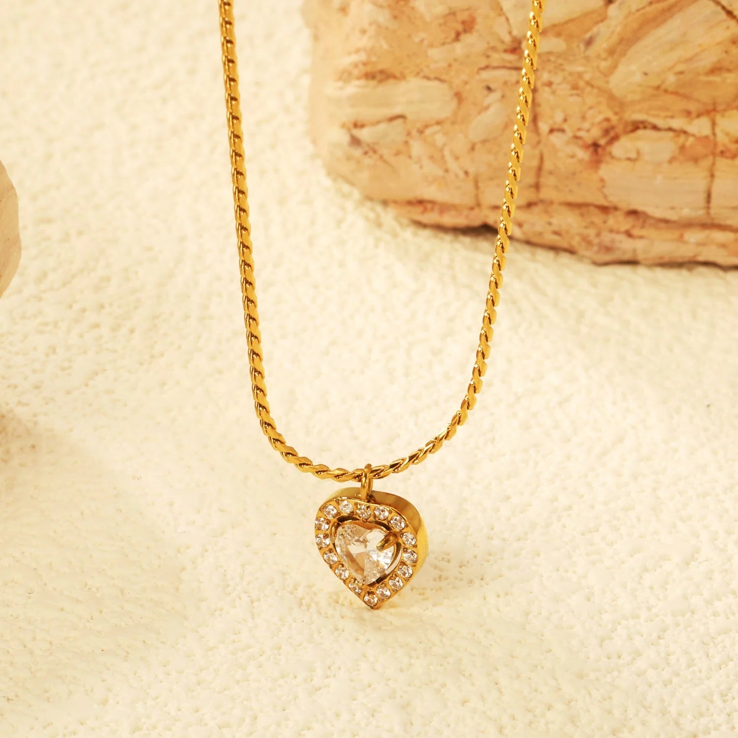 Tove Heart Necklace