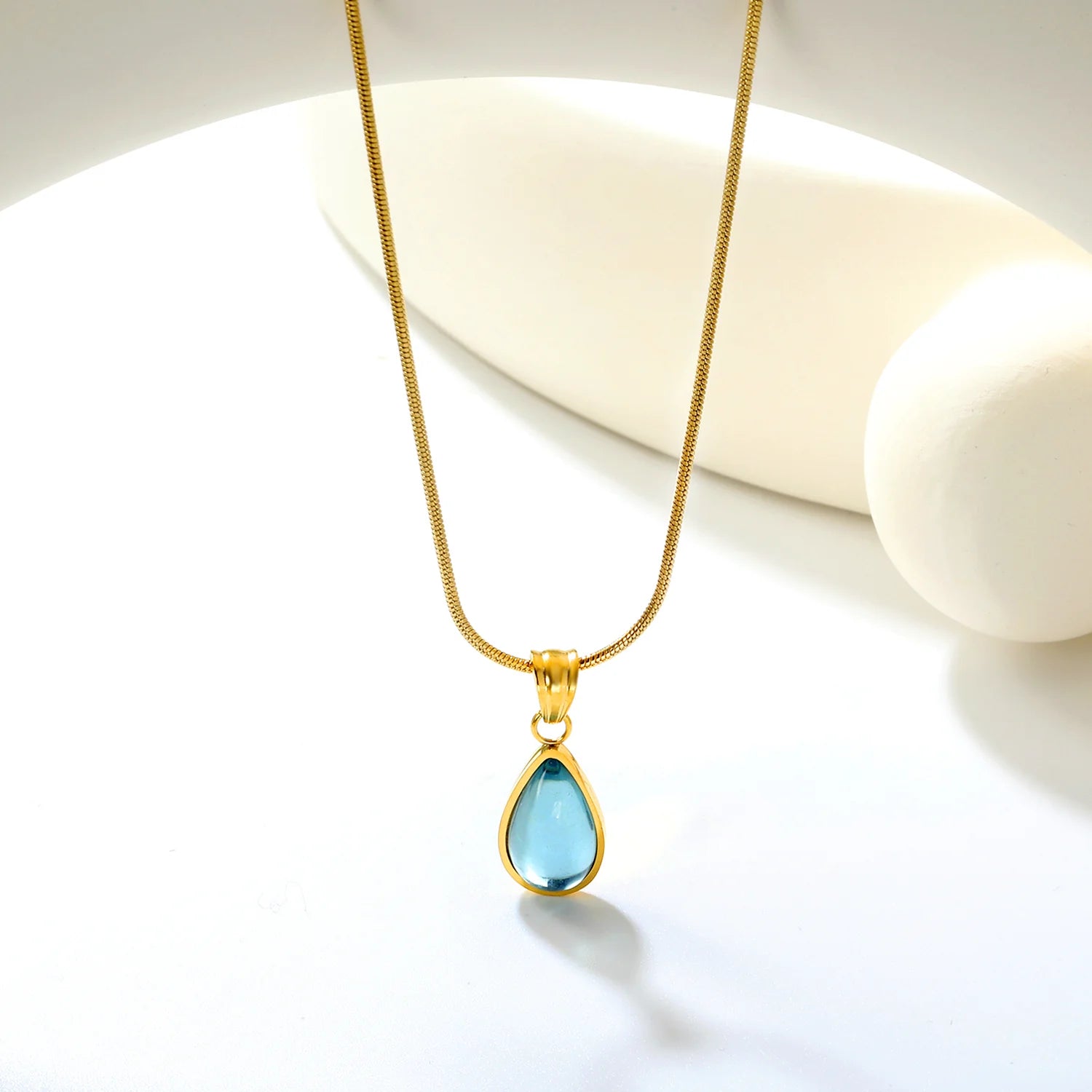 Alia Droplet Necklace