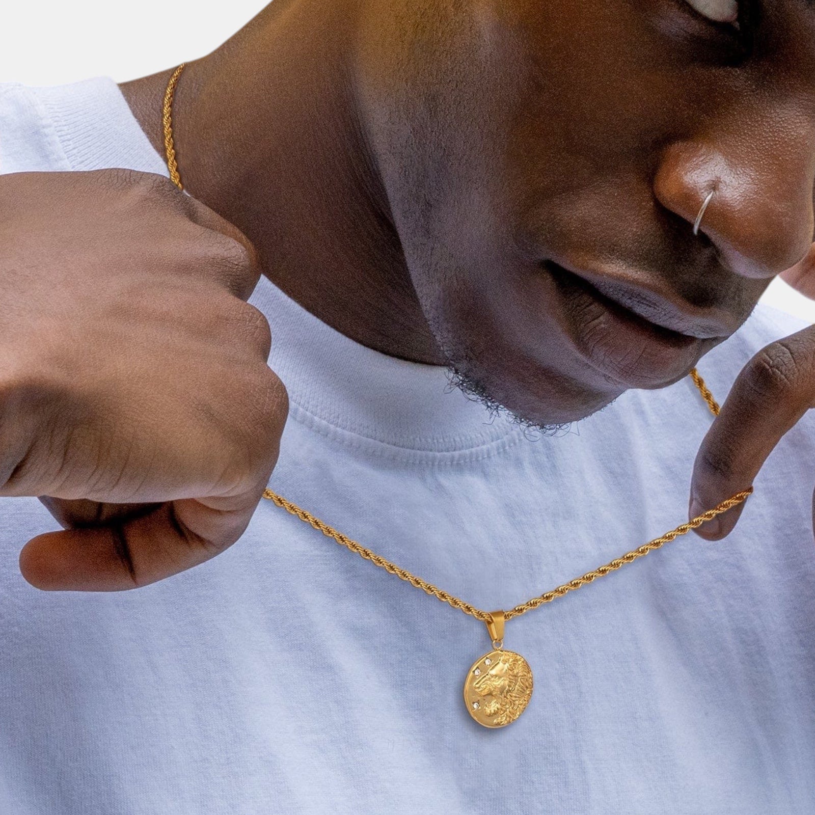 BLYNG Roaring Lion Pendant Gold IMG 1