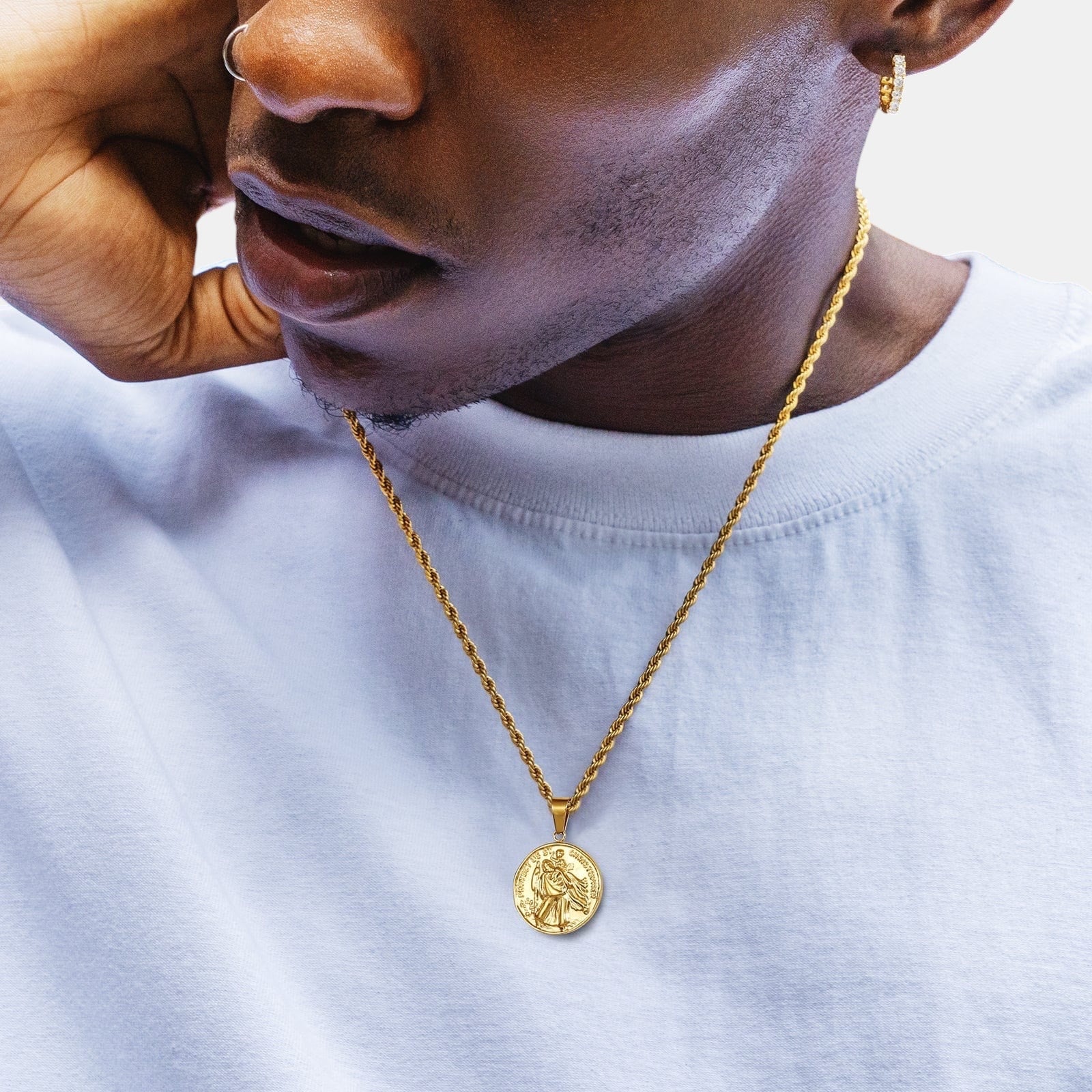 BLYNG St. Christopher Pendant Gold IMG 2