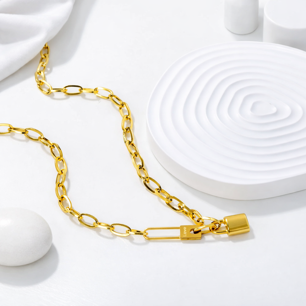 Fia Paperclip Necklace
