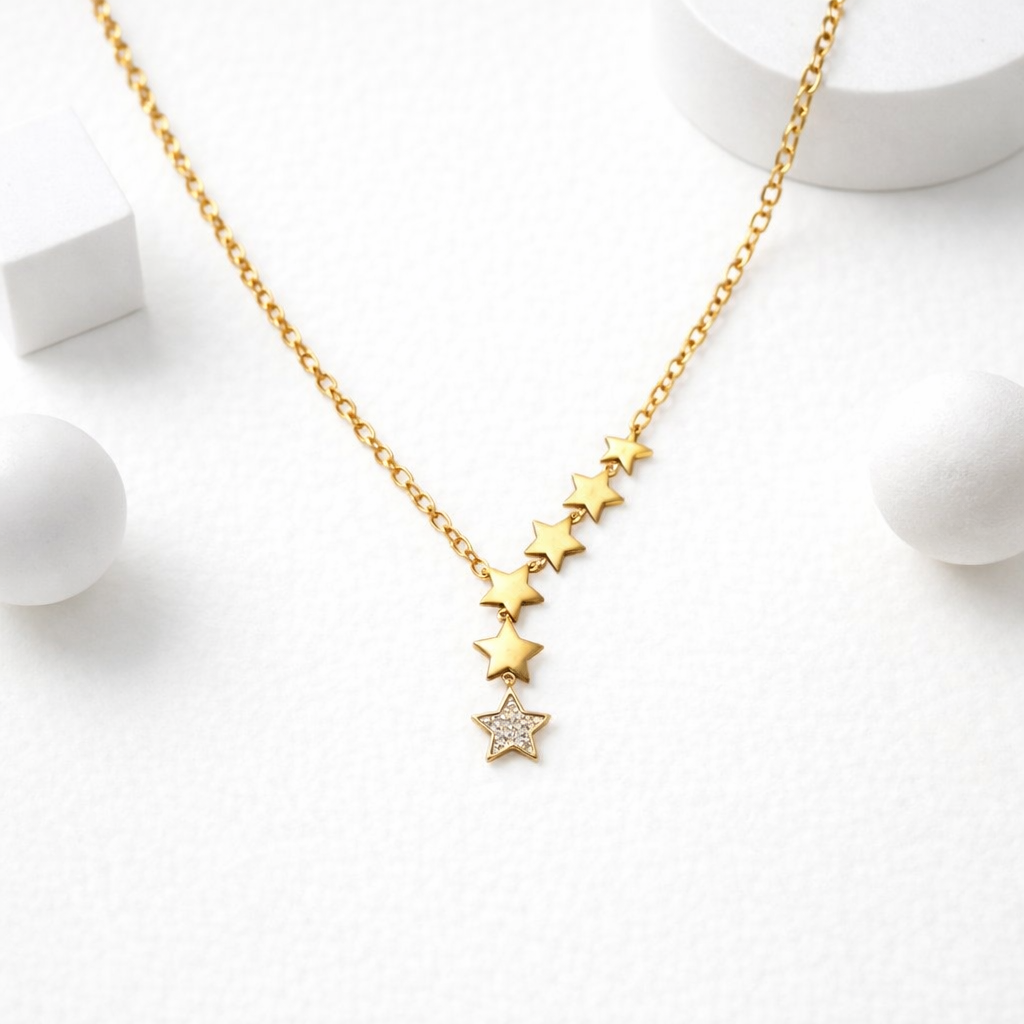 Ana Star Necklace