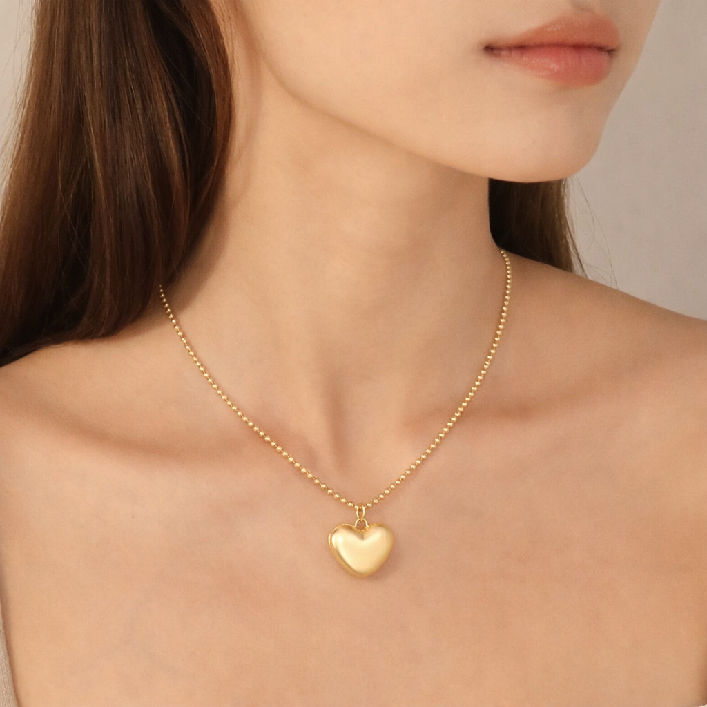 Veya Heart Necklace