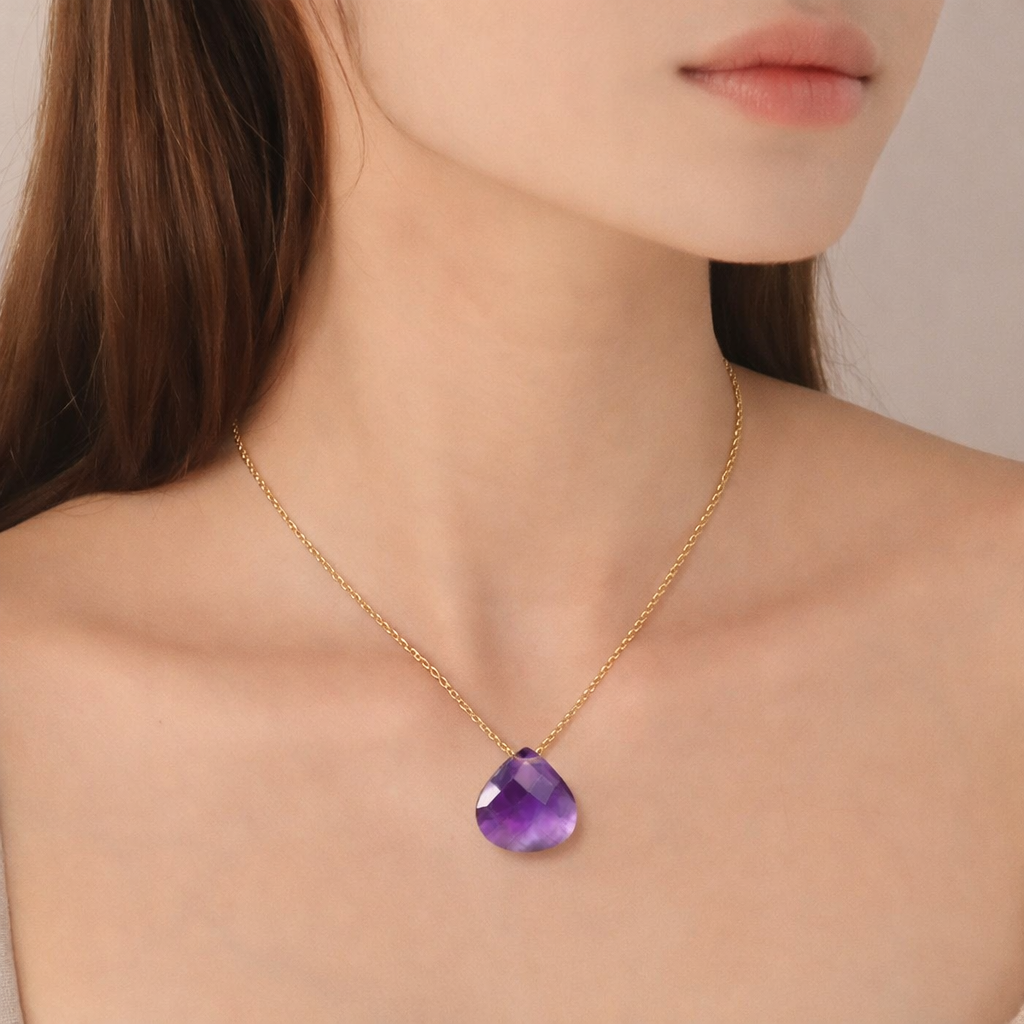 Aven Teardrop Necklace