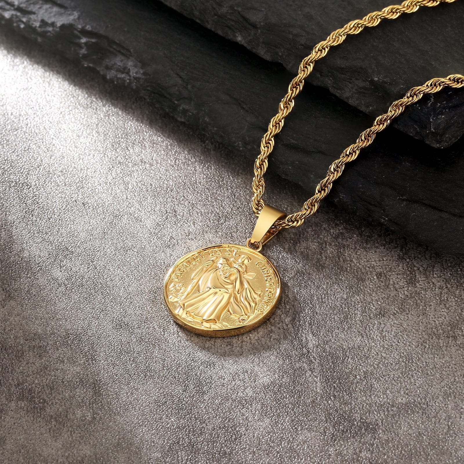 St. Christopher Pendant | Gold