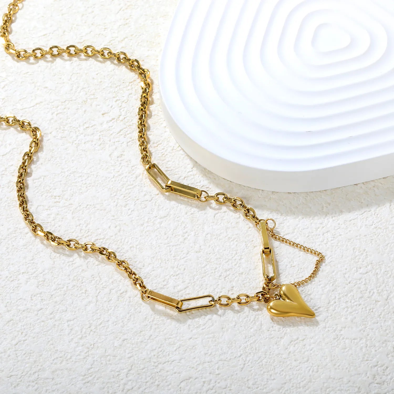 Noé Heart Necklace