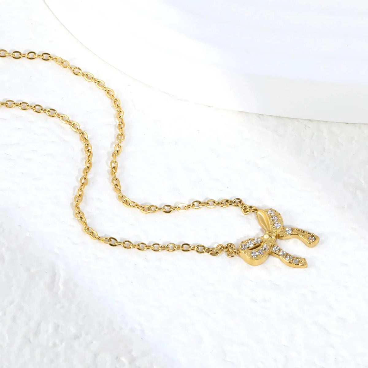 Amélie Bow Necklace