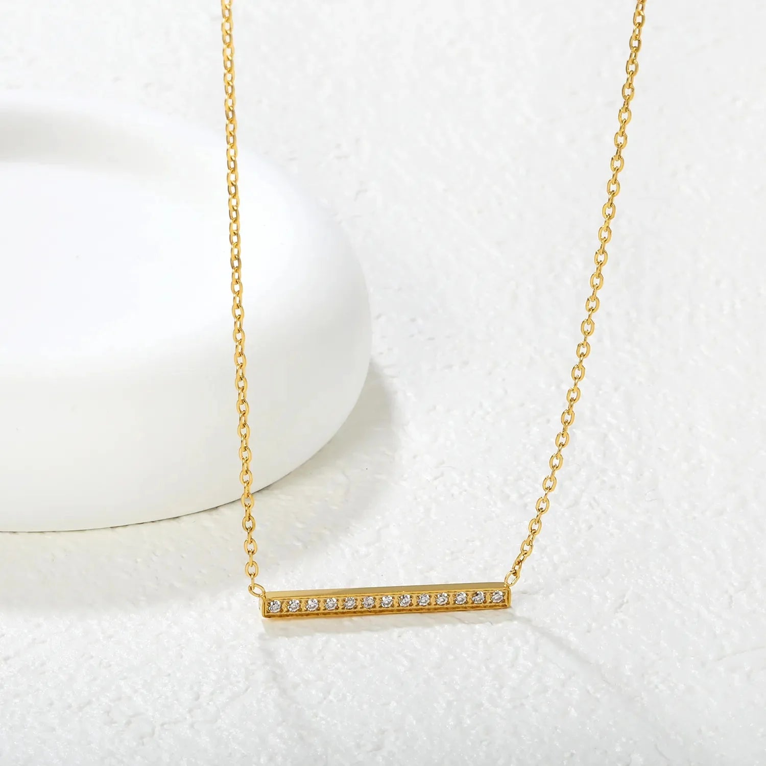 Noor Solitaire Necklace