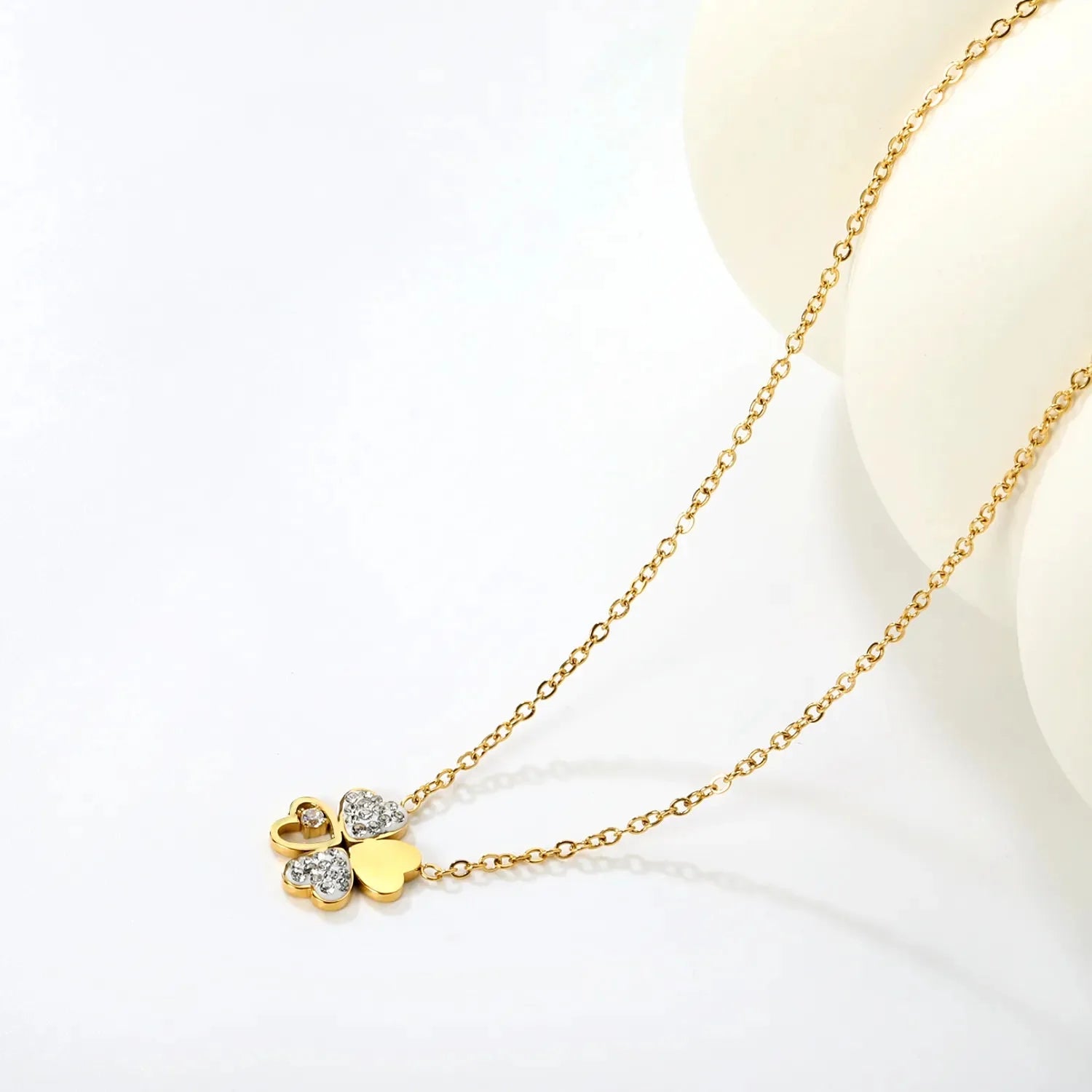 Luma Clover Necklace