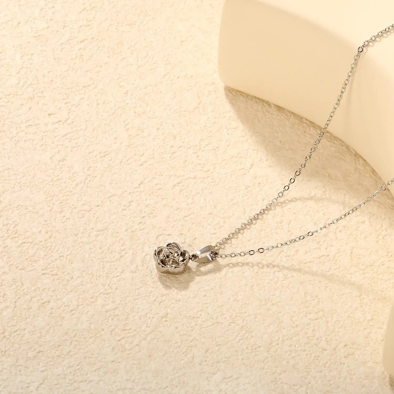 Ione Floral Necklace