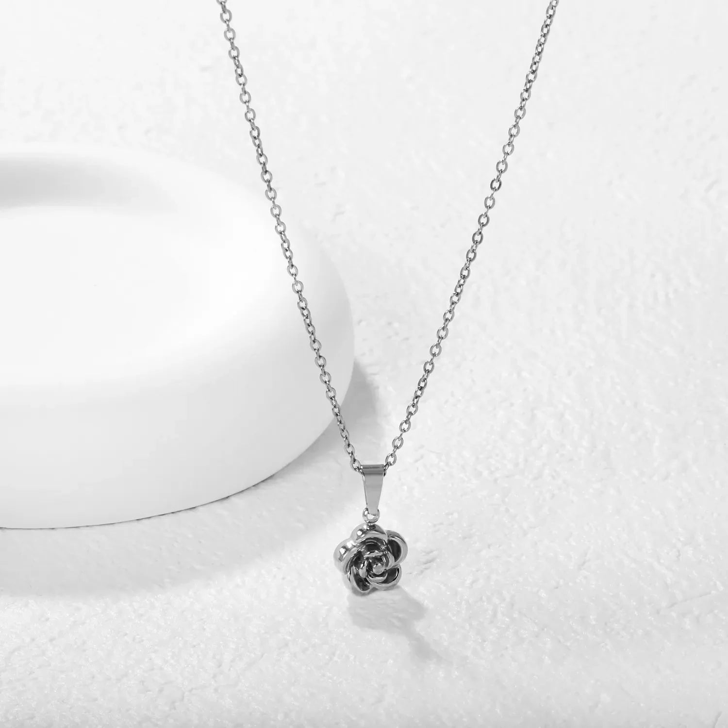 Ione Floral Necklace